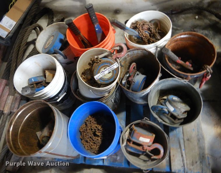 image for item HV9503 Hoists and come-a-longs