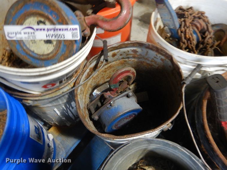 image for item HV9503 Hoists and come-a-longs