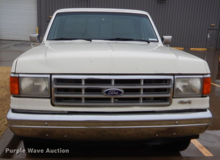 image for item HW9171 1990 Ford F150  pickup truck