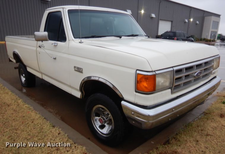 image for item HW9171 1990 Ford F150  pickup truck