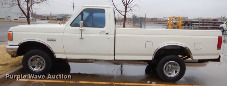 image for item HW9171 1990 Ford F150  pickup truck