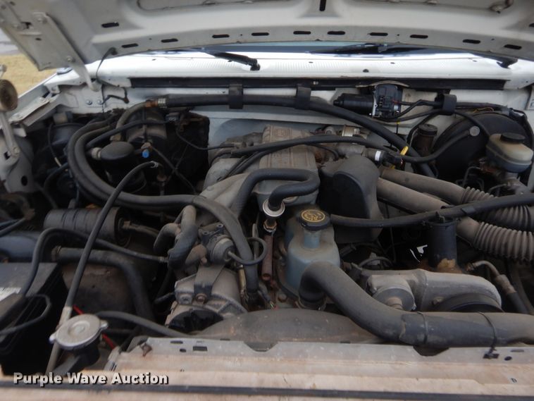 image for item HW9171 1990 Ford F150  pickup truck