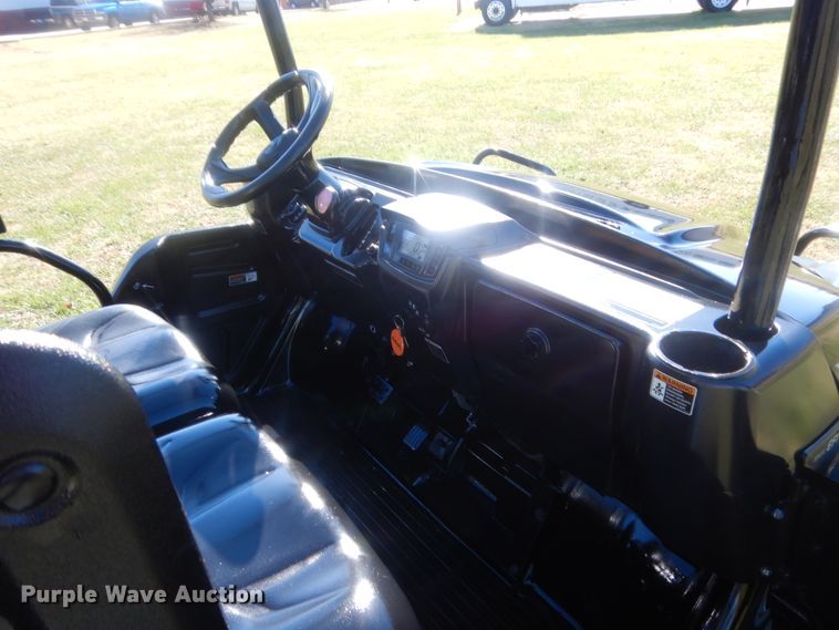 image for item HW9192 2018 Kubota Sidekick RTV-XG850  utility vehicle