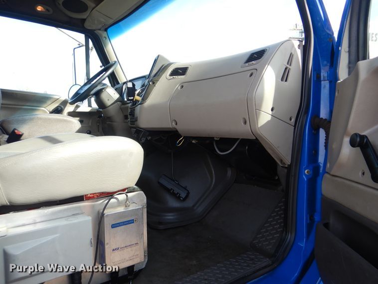 image for item HX9028 2004 Sterling Acterra  propane delivery truck