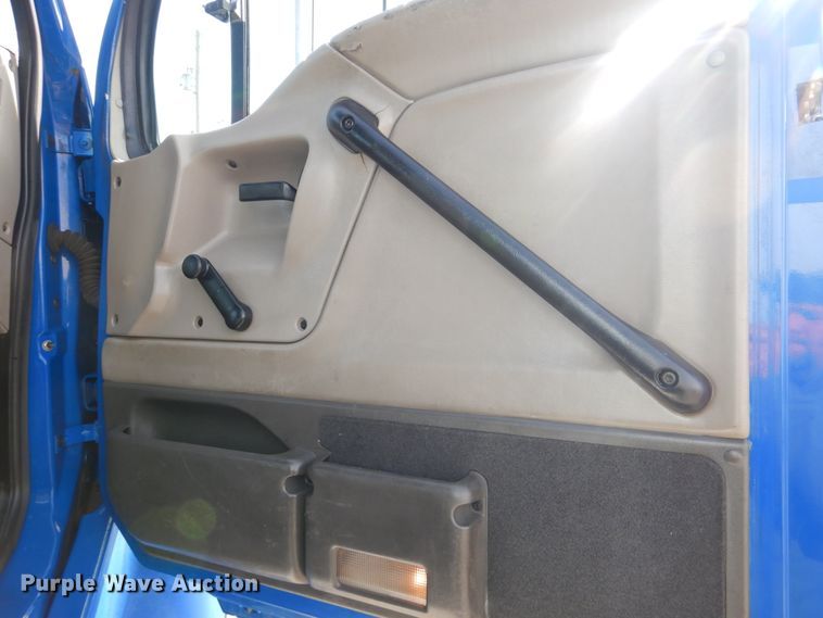 image for item HX9028 2004 Sterling Acterra  propane delivery truck