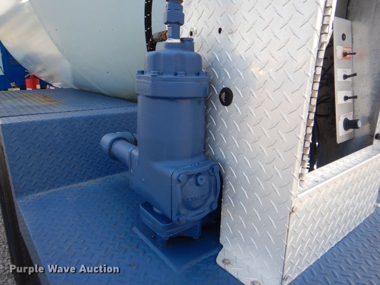 image for item HX9028 2004 Sterling Acterra  propane delivery truck