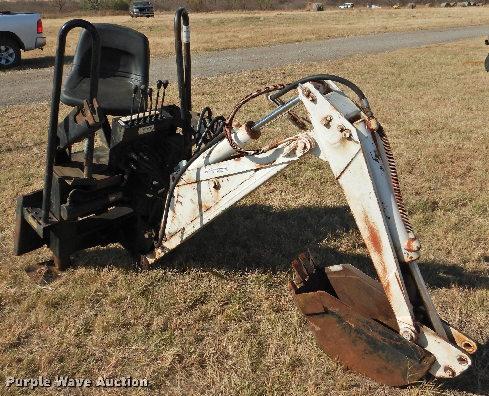 Bobcat D100H929992 skid steer backhoe attachment in Lawton, OK Item