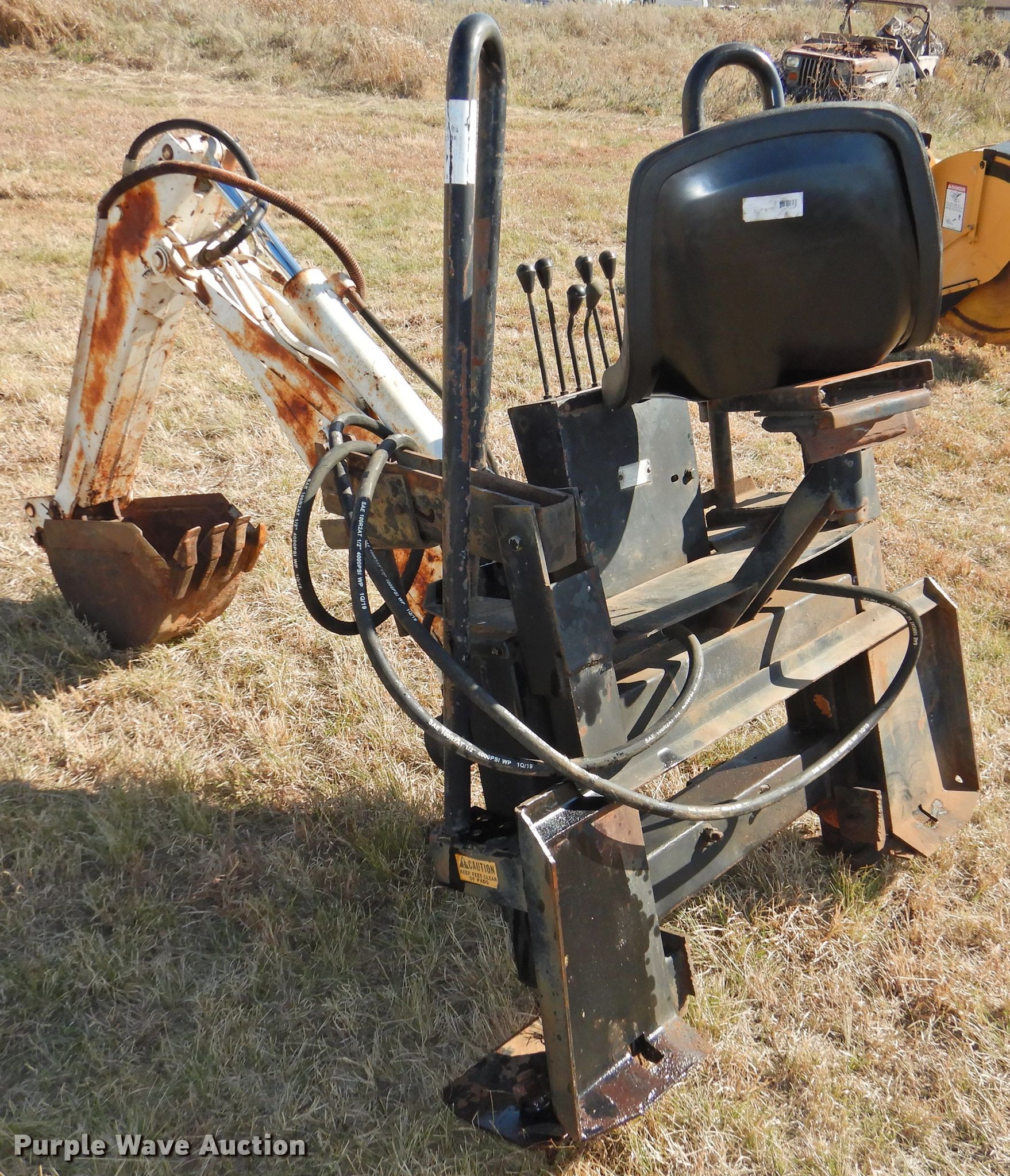 Bobcat D100H929992 skid steer backhoe attachment in Lawton, OK Item