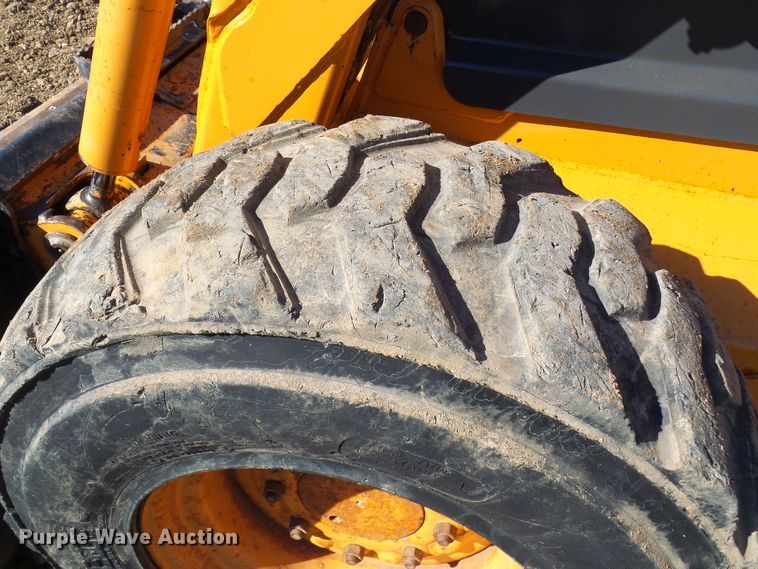 image for item DC2888 Case 75XT  skid steer loader