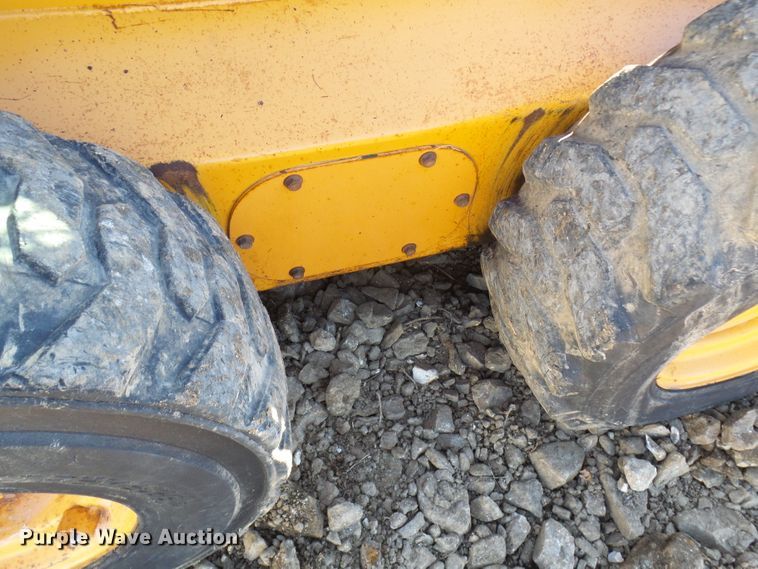 image for item DC2888 Case 75XT  skid steer loader