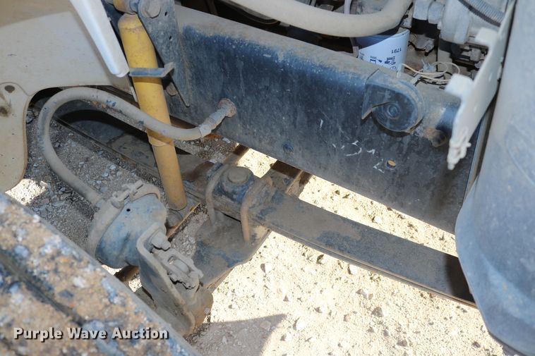 image for item DD6156 1998 Freightliner FL70  flatbed truck