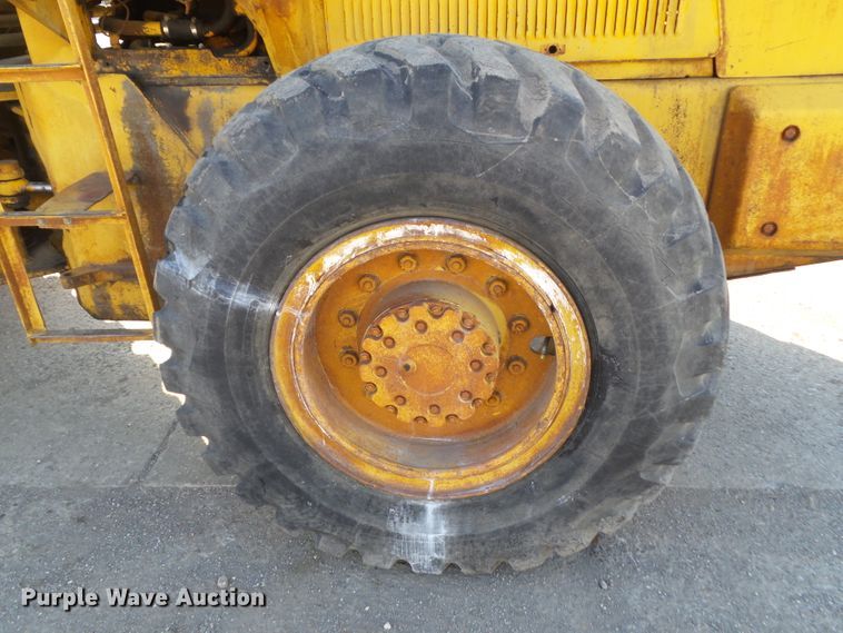 image for item DF0954 1981 Fiat-Allis 605B  wheel loader