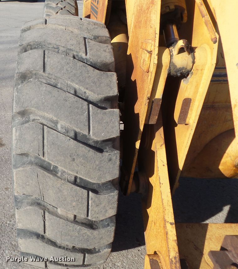image for item DF0954 1981 Fiat-Allis 605B  wheel loader