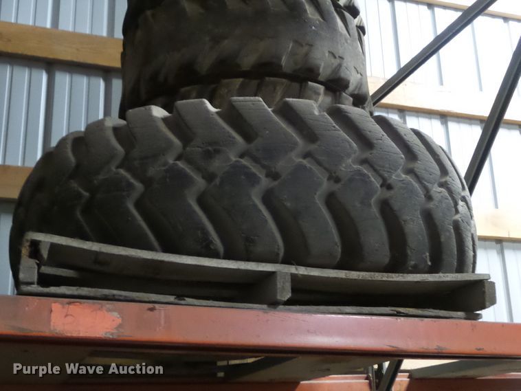 image for item DF0954 1981 Fiat-Allis 605B  wheel loader