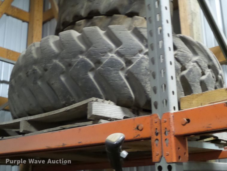 image for item DF0954 1981 Fiat-Allis 605B  wheel loader