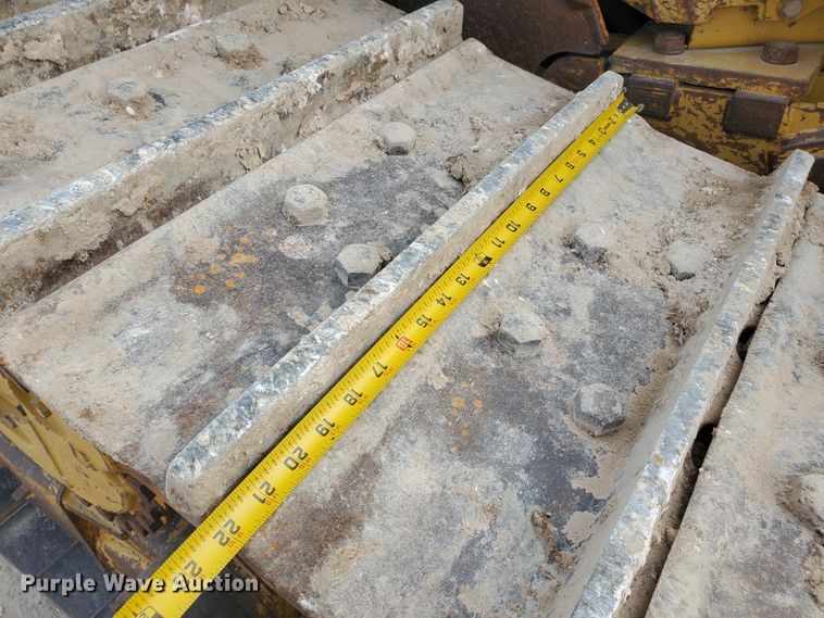 image for item DF5739 2006 Caterpillar D6N XL  dozer