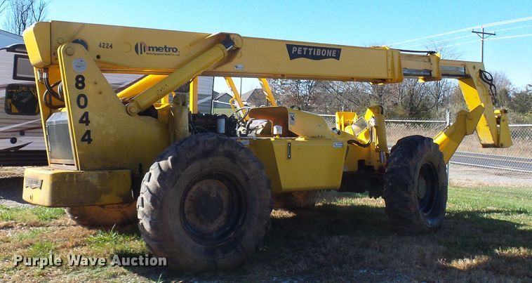 image for item DG2103 2006 Pettibone 8044  telehandler