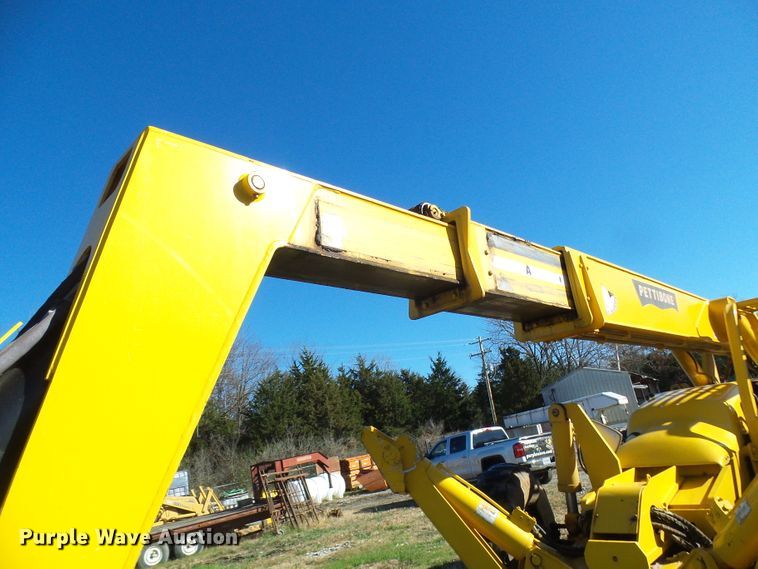 image for item DG2103 2006 Pettibone 8044  telehandler
