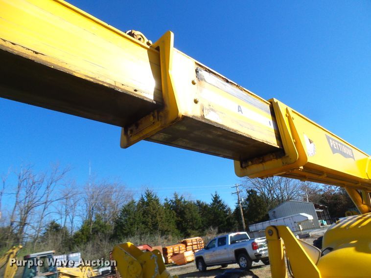 image for item DG2103 2006 Pettibone 8044  telehandler