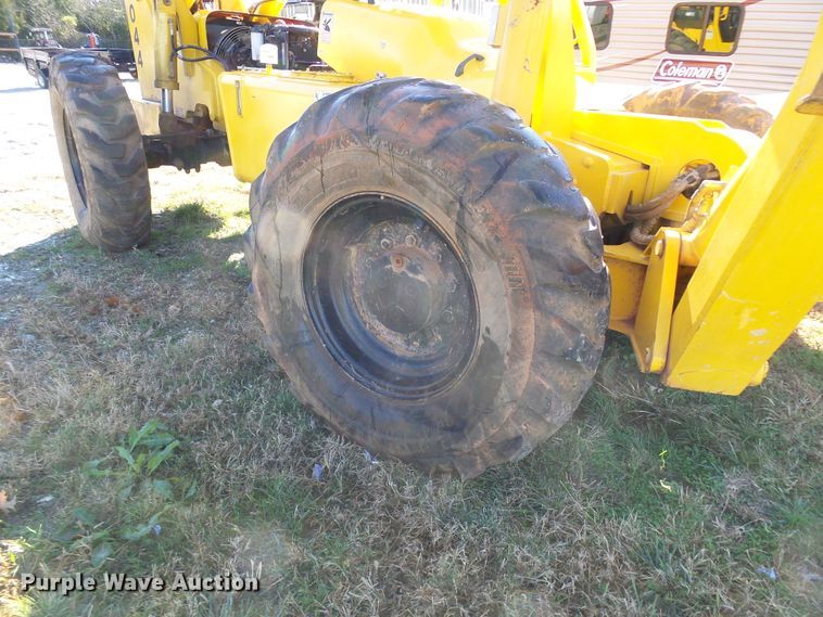 image for item DG2103 2006 Pettibone 8044  telehandler