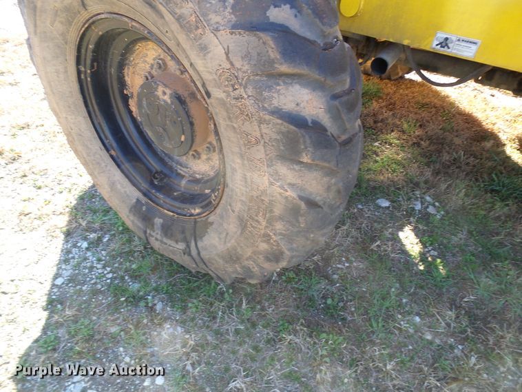 image for item DG2103 2006 Pettibone 8044  telehandler