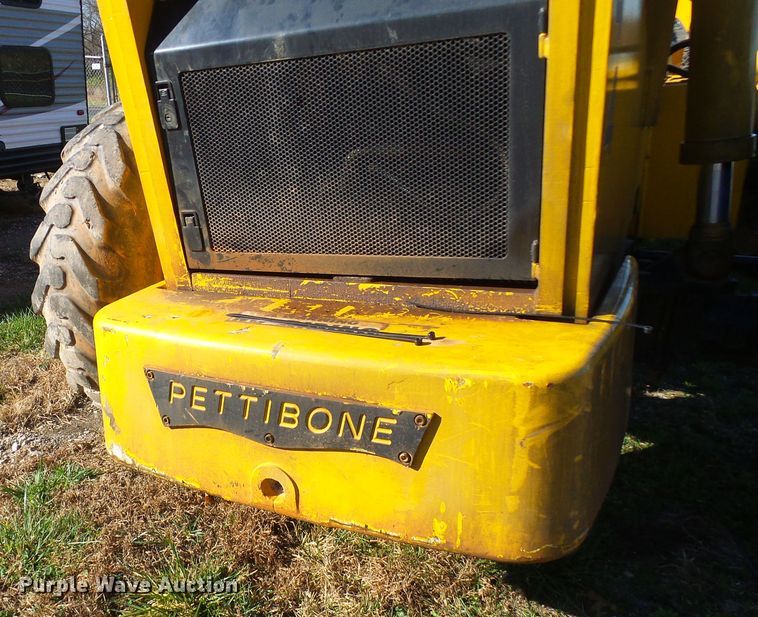 image for item DG2103 2006 Pettibone 8044  telehandler