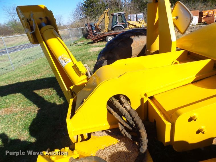 image for item DG2103 2006 Pettibone 8044  telehandler