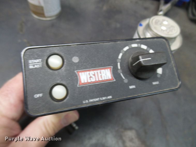 image for item DG2107 Western spreader