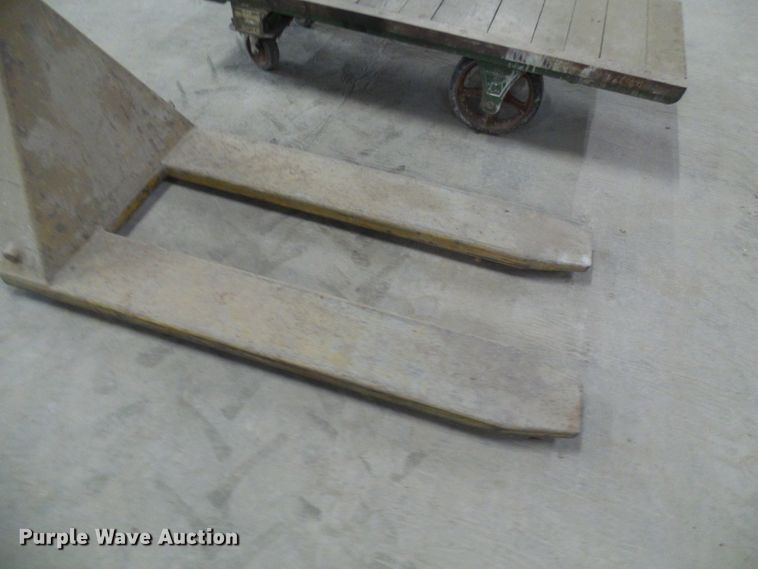 image for item DG2109 Tools