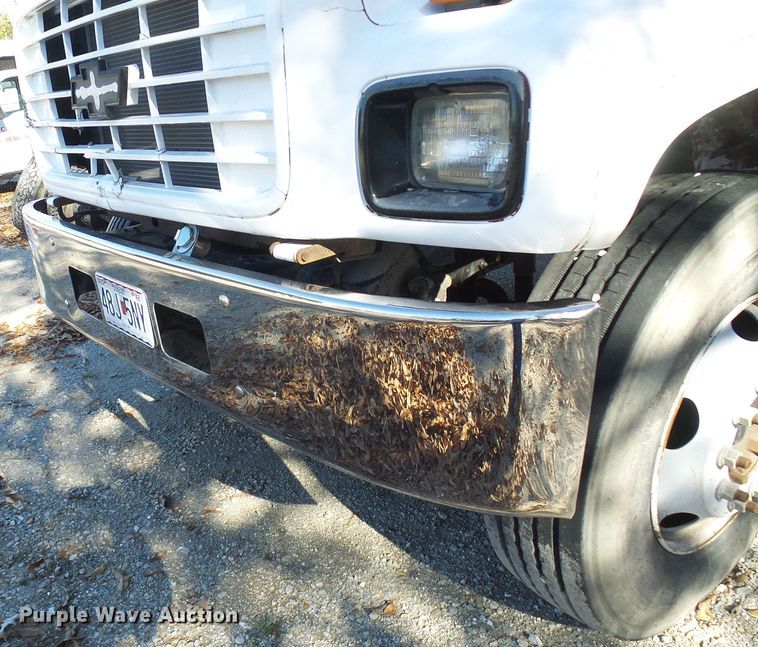 image for item DG2111 2002 Chevrolet C7500  dump truck