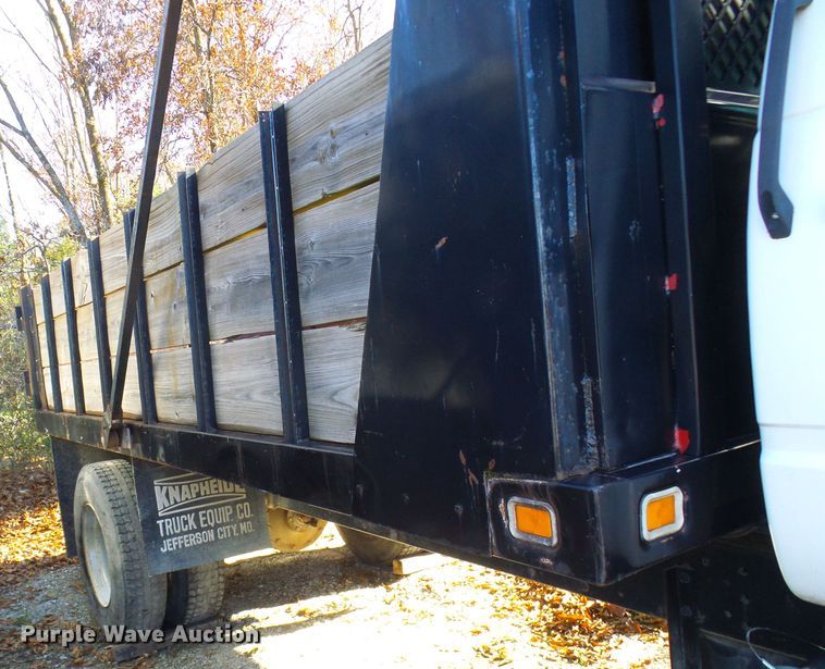 image for item DG2111 2002 Chevrolet C7500  dump truck