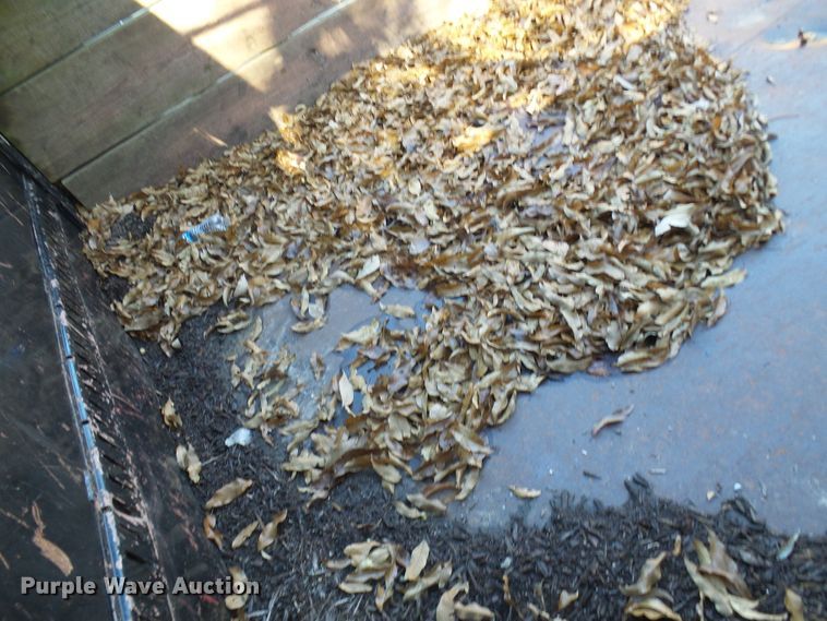 image for item DG2111 2002 Chevrolet C7500  dump truck