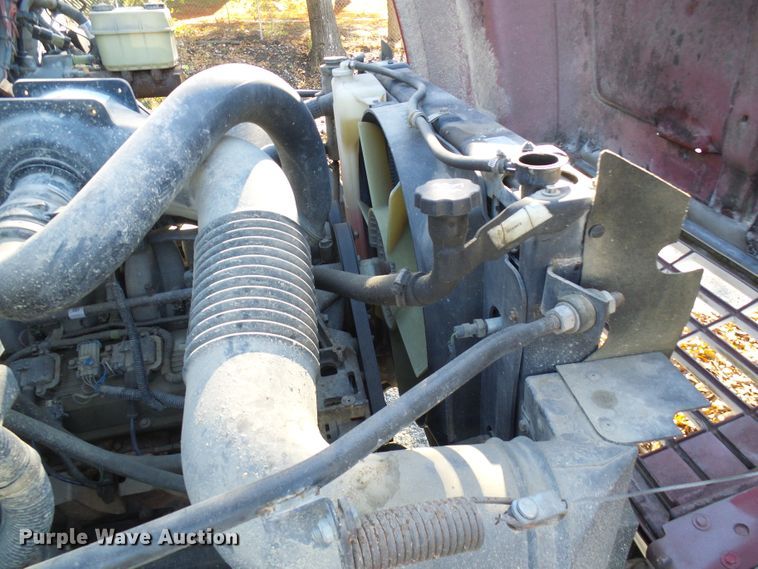 image for item DG2111 2002 Chevrolet C7500  dump truck