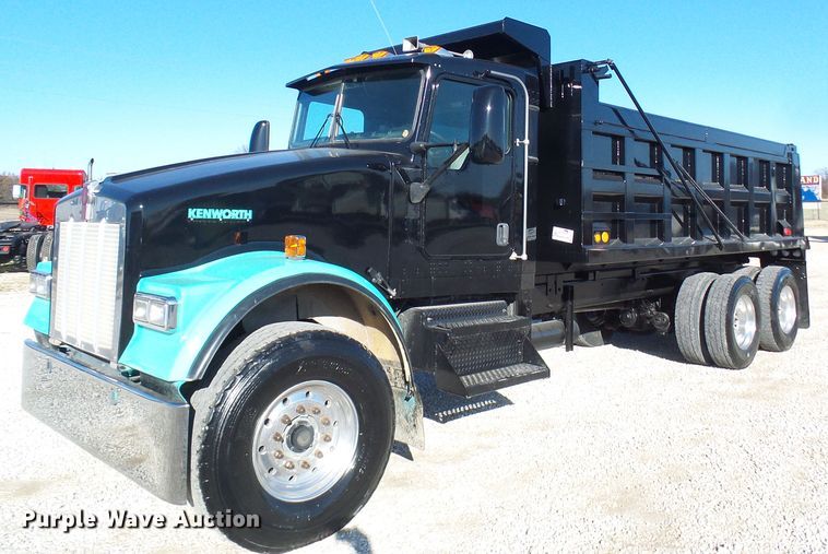 image for item DG2118 2006 Kenworth W900  dump truck