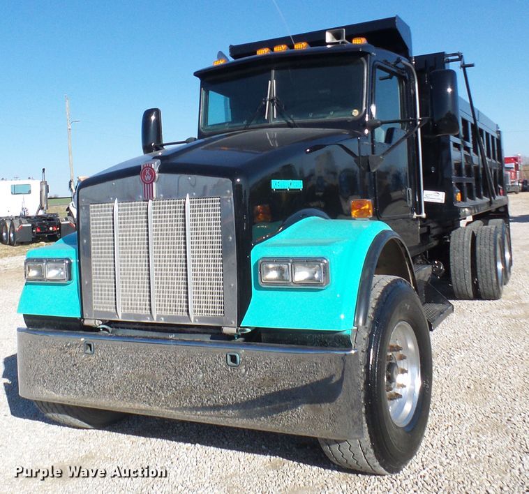 image for item DG2118 2006 Kenworth W900  dump truck