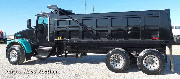 image for item DG2118 2006 Kenworth W900  dump truck