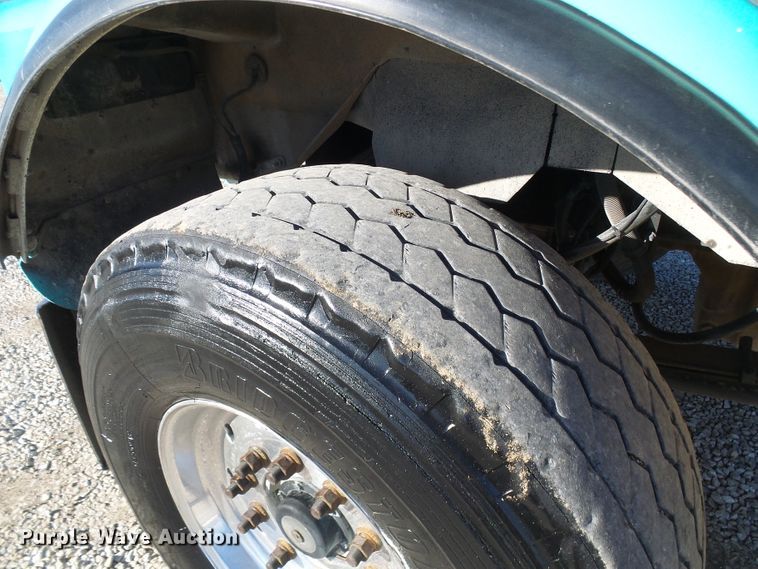 image for item DG2118 2006 Kenworth W900  dump truck