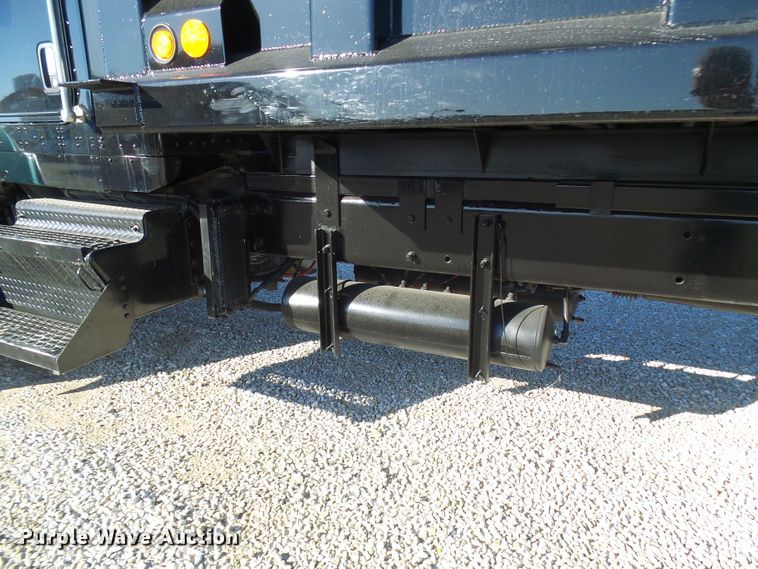 image for item DG2118 2006 Kenworth W900  dump truck