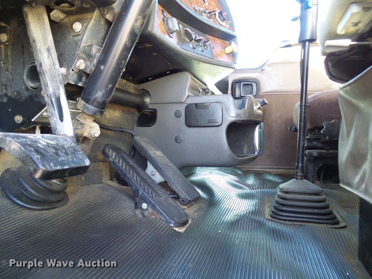 image for item DG2118 2006 Kenworth W900  dump truck