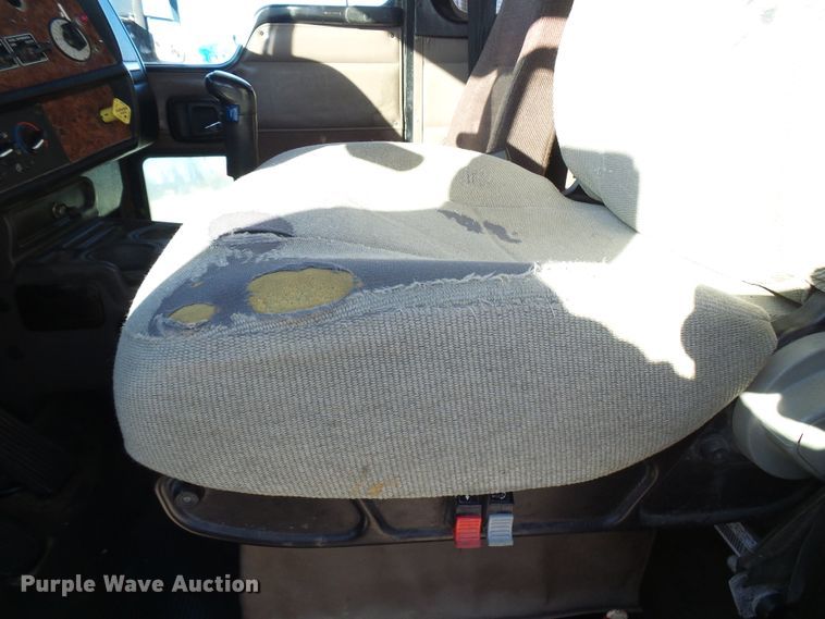 image for item DG2118 2006 Kenworth W900  dump truck