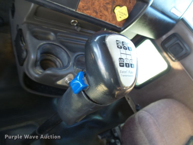 image for item DG2118 2006 Kenworth W900  dump truck