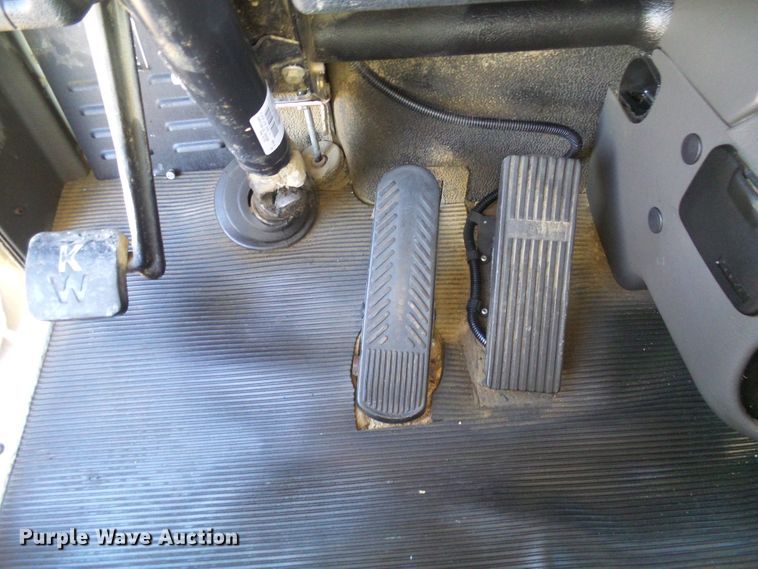 image for item DG2118 2006 Kenworth W900  dump truck