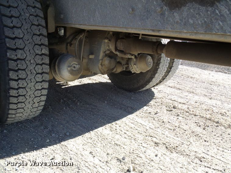 image for item DG2122 1990 Ford LT9000 dump truck