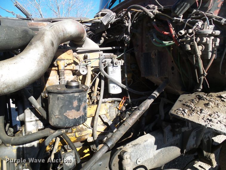 image for item DG2122 1990 Ford LT9000 dump truck