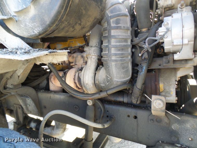 image for item DG2122 1990 Ford LT9000 dump truck