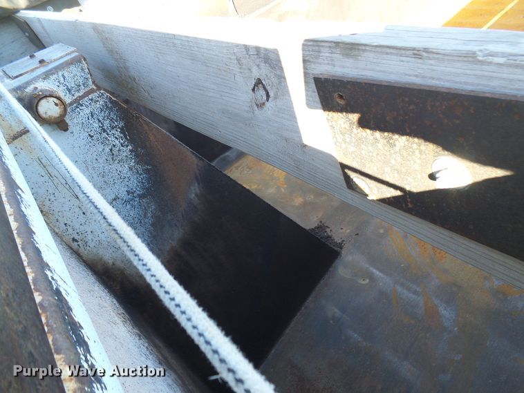 image for item DG2123 1993 International 9200  dump truck