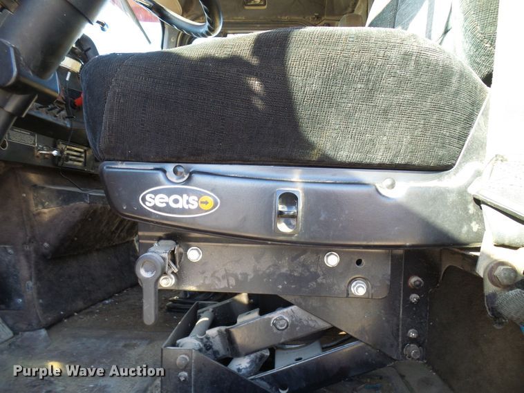 image for item DG2123 1993 International 9200  dump truck