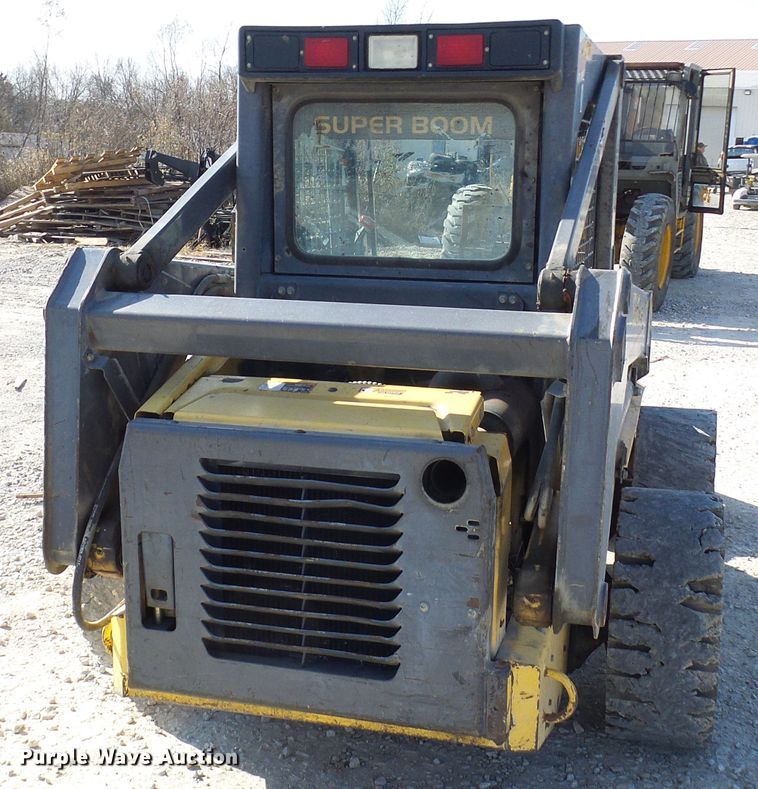 image for item DG2125 2000 New Holland LS170  skid steer loader