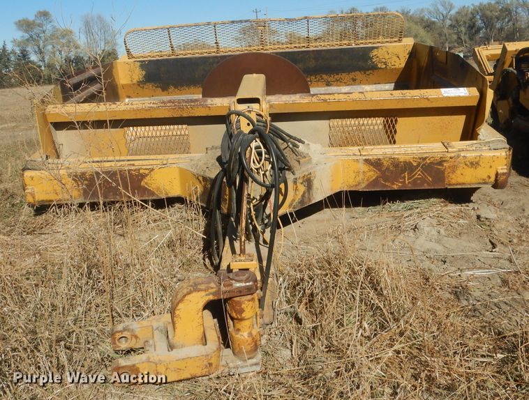 image for item DG4643 (2) Reynolds scrapers