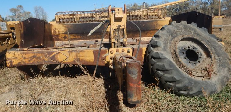 image for item DG4643 (2) Reynolds scrapers